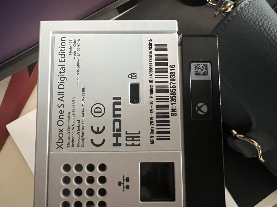 Xbox one S all digital 1tb