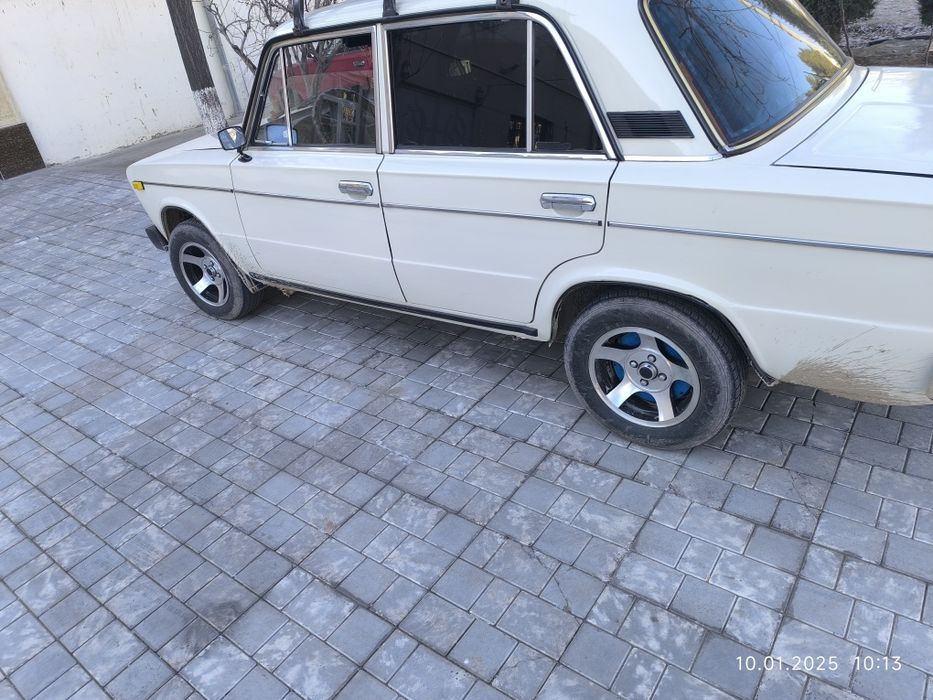 21 06 jiguli sotiladi