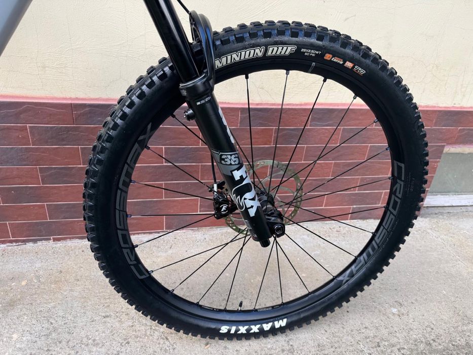 Bicicleta Full suspensie 29 Radon Slide Trail 9.0 carbon 2024