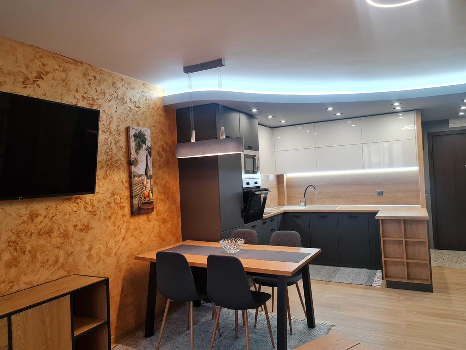 Дава се под наем Тристаен апартамент в София, Център - 92 кв.м за 997.05 € - Снимка #6