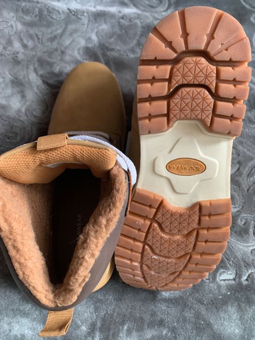 Roca Wear • USA •