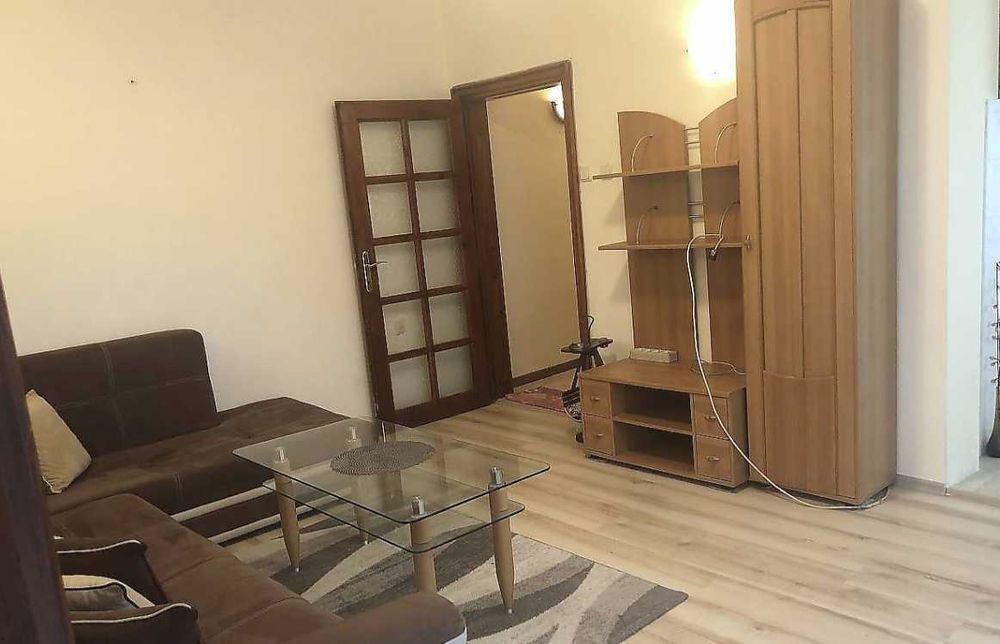 Дава се под наем Двустаен апартамент в Бургас, Възраждане - 190 кв.м за 200 € - Снимка #5