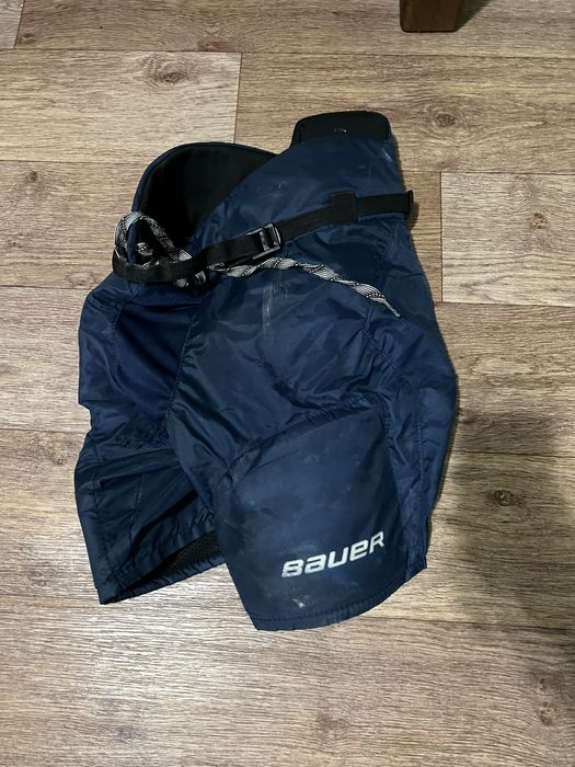 Продаю хоокейную форму