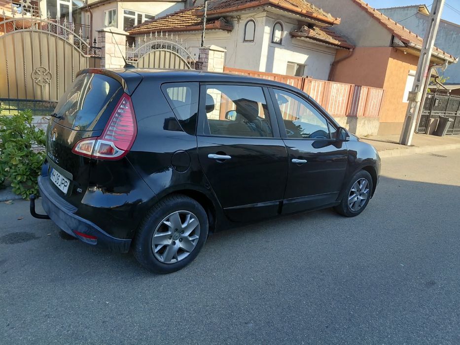 RENAULT Scenic 2011 — imagine 3