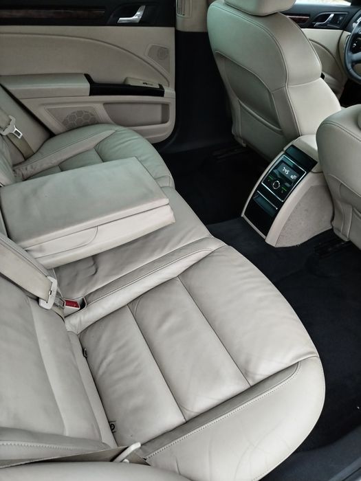 Skoda SUPERB /AN 2010/2 LITRI DIESEL 140 CP/EURO 5/Cutie automata DSG