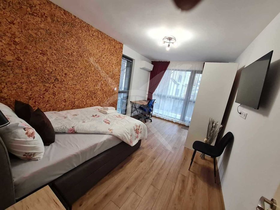 Дава се под наем Тристаен апартамент в Варна, ВИНС - 110 кв.м за 1146.99 € - Снимка #4