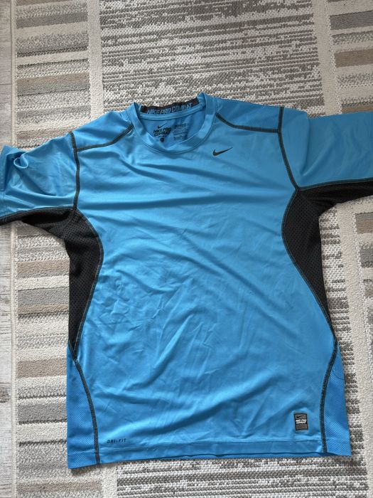 Летни мъжки тениски