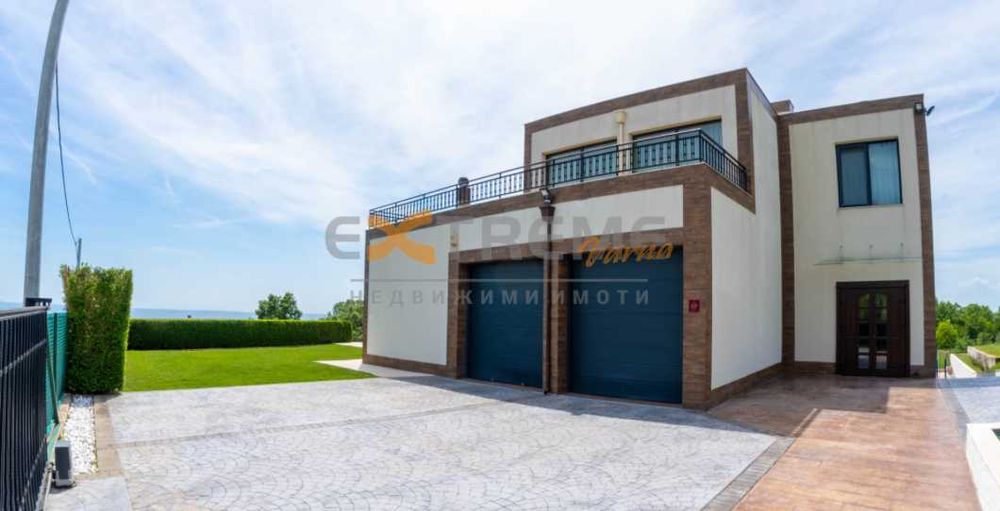 Продава се Къща в с. Баново, Област Варна - 695 кв.м за 1310 €/кв.м - Снимка #2