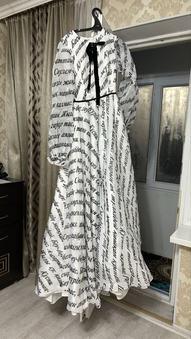 Продаю вечерный платье