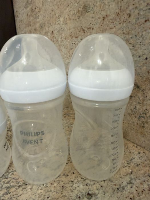 Biberoane philips avent