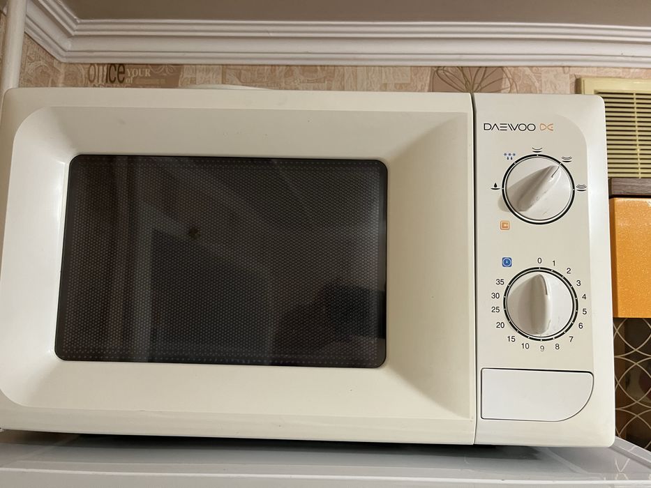 Продам микроволновку DAEWOO