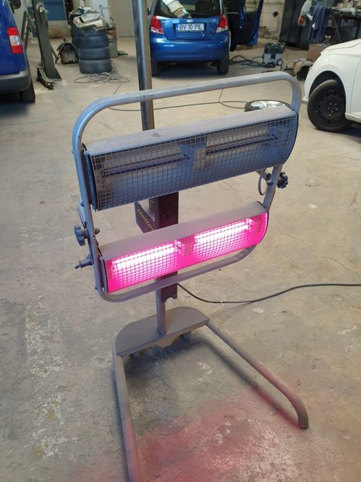 Lampa infrarosu                        .
