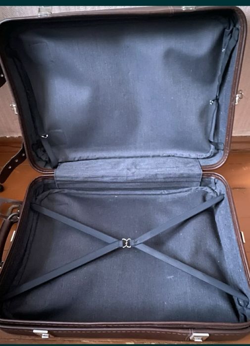 Продам чемодан производство ГДР