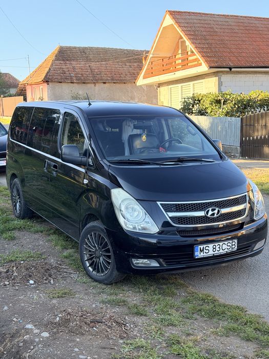 Hyundai H1 ViP 8locuri minibus schimb cu electrica
