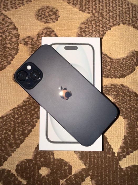 iPhone 15 в хорошем состоянии