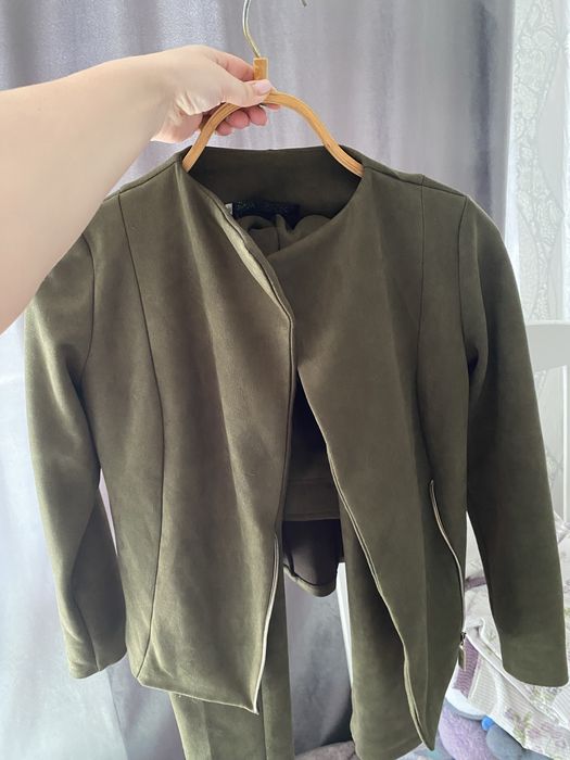 Женский костюм 38р