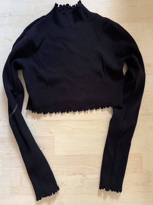 Pulovere, diferite modele