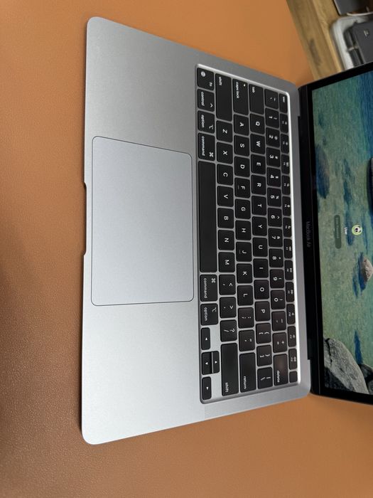 MacBook M1 Ram 16-512 SSD