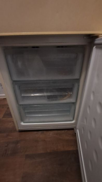 Холодильник Самсунг бежевый