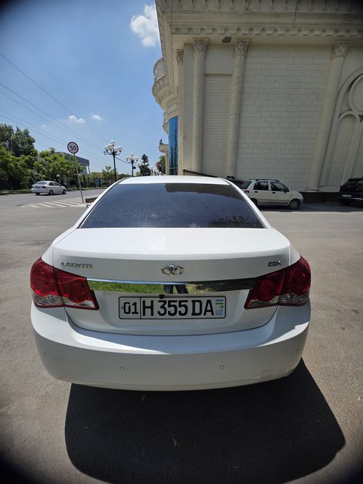 Cruze 1.6  mehanika 64 000km
