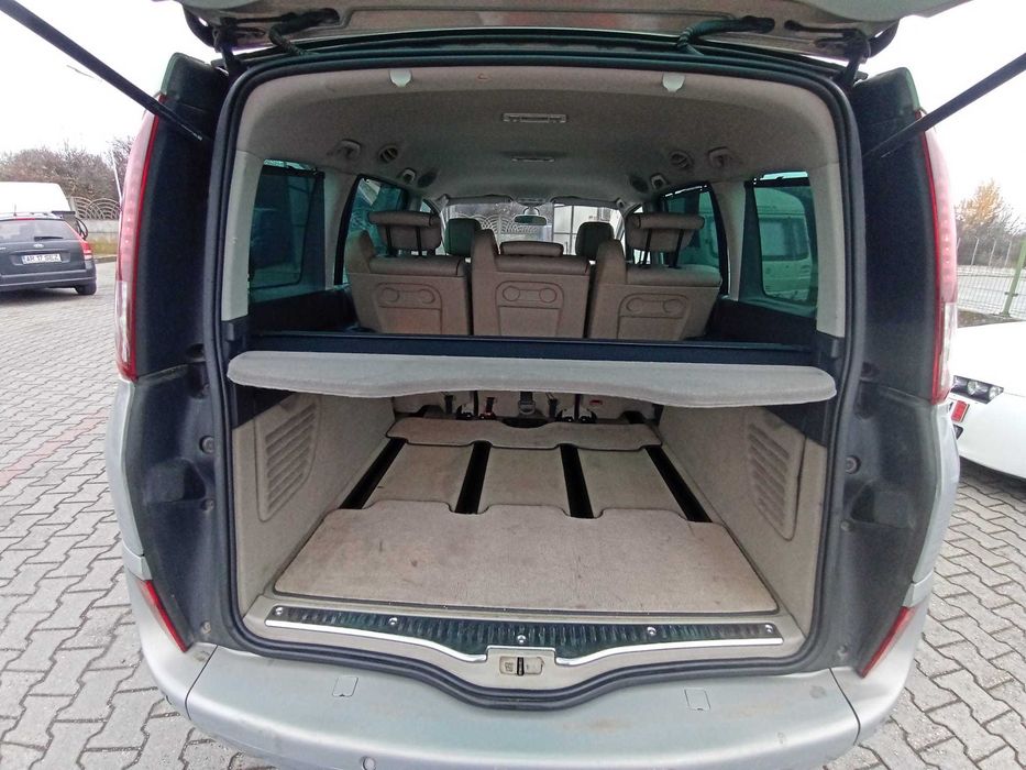 Renault Grand Espace an 2007,AUTOMATA 7 locuri 2.0Dci 173 cp
