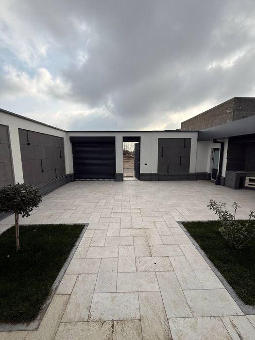 Продается Евро катеджи в Дурмени, Нуповшон, Саниф