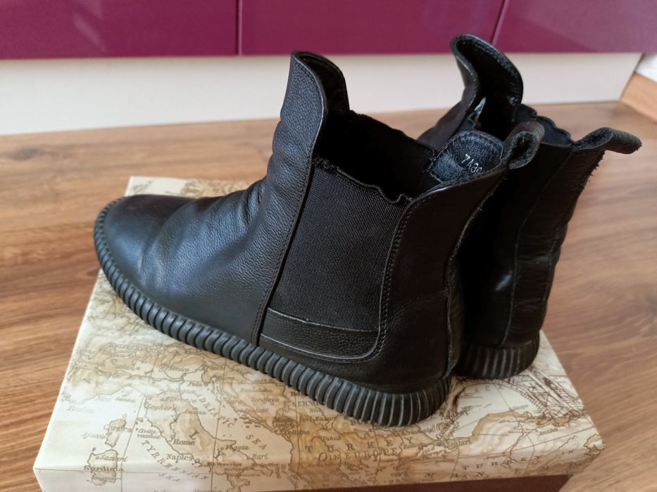 Женские ботинки демисезонные