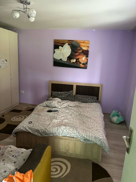 Casa de vanzare la tara complet renovata