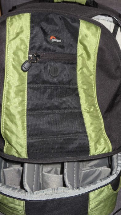 Комплект Canon с три обектива, филтри и две чанти