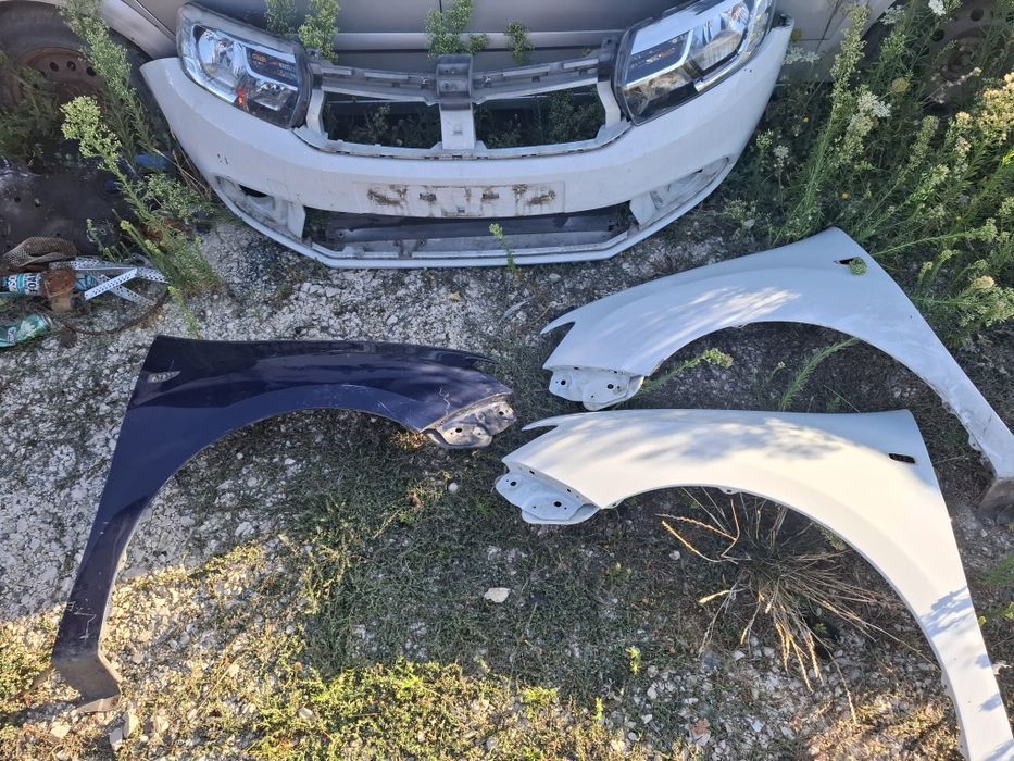 Aripa spate, ușa Dr fata, aripa fata  Logan MCV