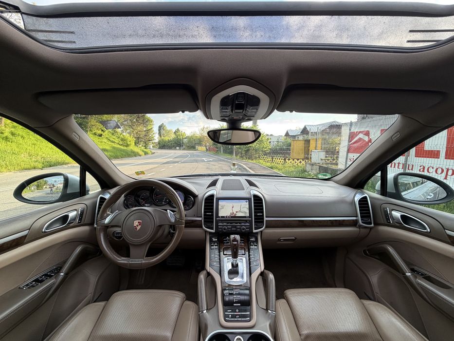 Porsche Cayenne 3.0D-Panoramic-Interior deosebit-Recent adus din Germania