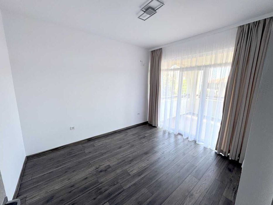 Продава се Тристаен апартамент в Свети Влас - 110 кв.м за 556 €/кв.м - Снимка #5