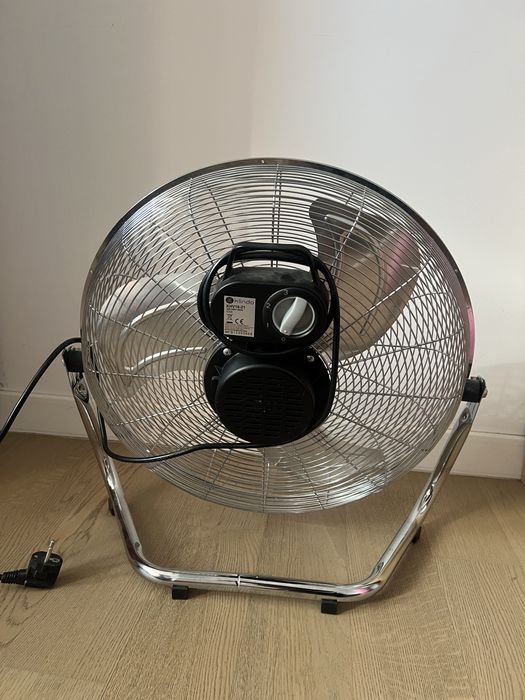 Ventilator de podea Klindo