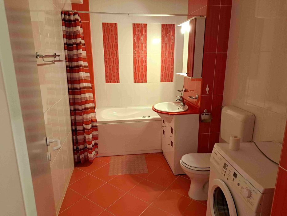 Inchiriez apartament 3 camere, Tudor, Tg. Mures