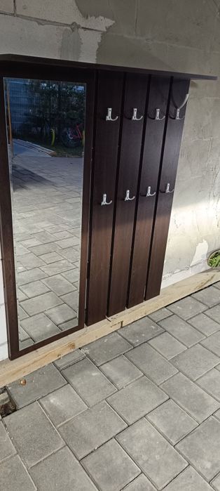 Vand cuier din doua bucati