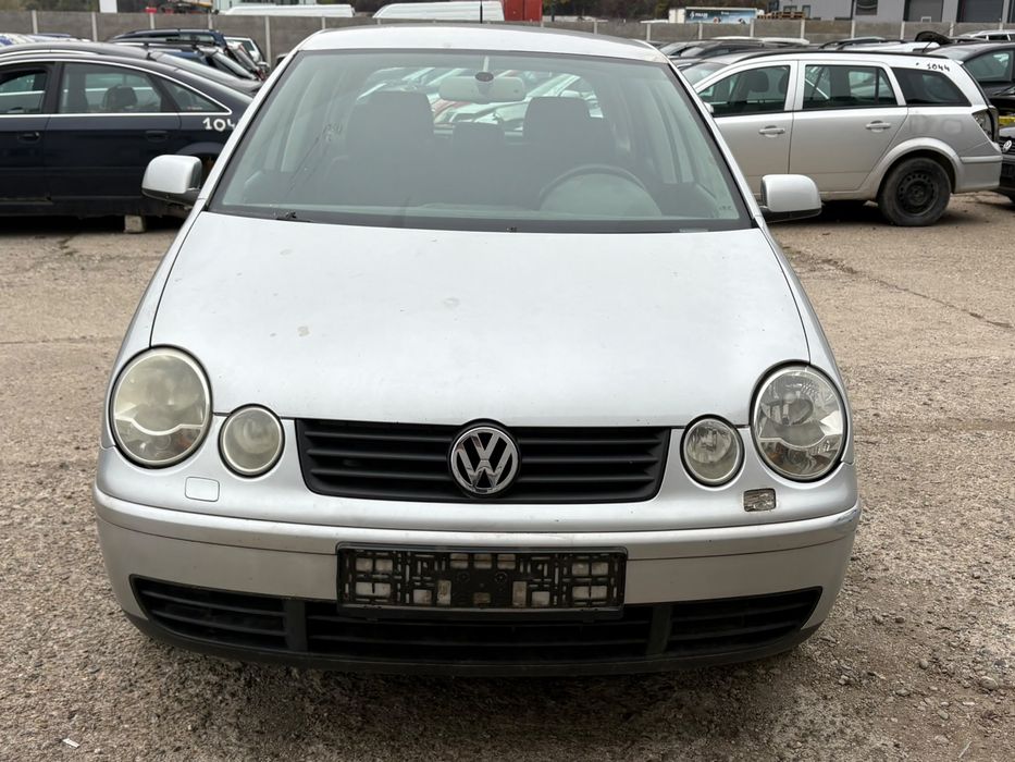 Dezmembrez Volkswagen Polo , an 2005 , 1.4 benzina , 75 cp , cod motor BKY