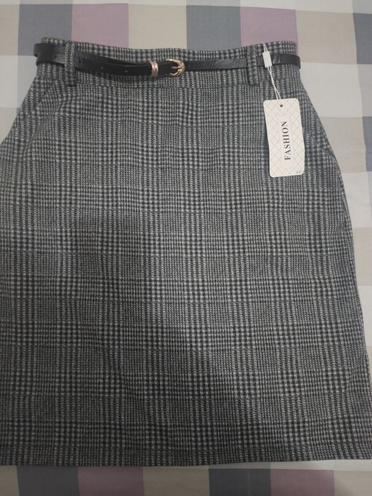 Продам юбку новую