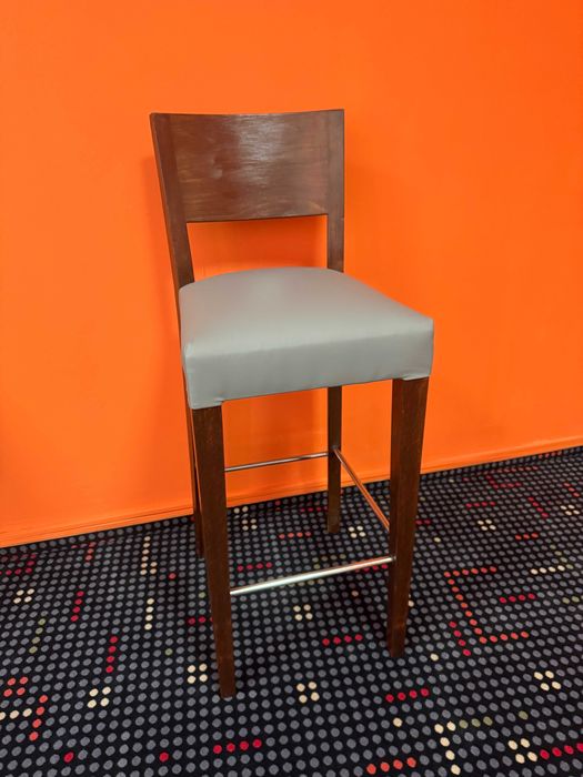 Set scaune bar lemn masiv 4 bucati 1200 Lei