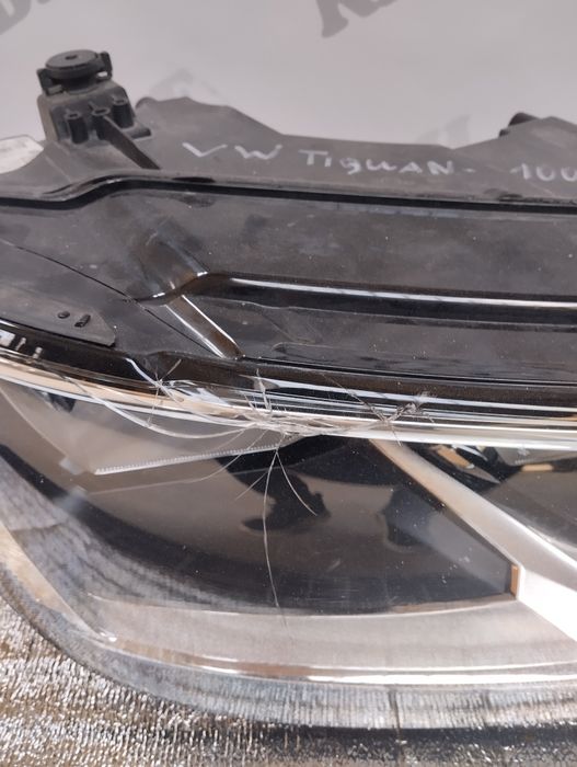 Десен фар за Vw Tlguan 2019год