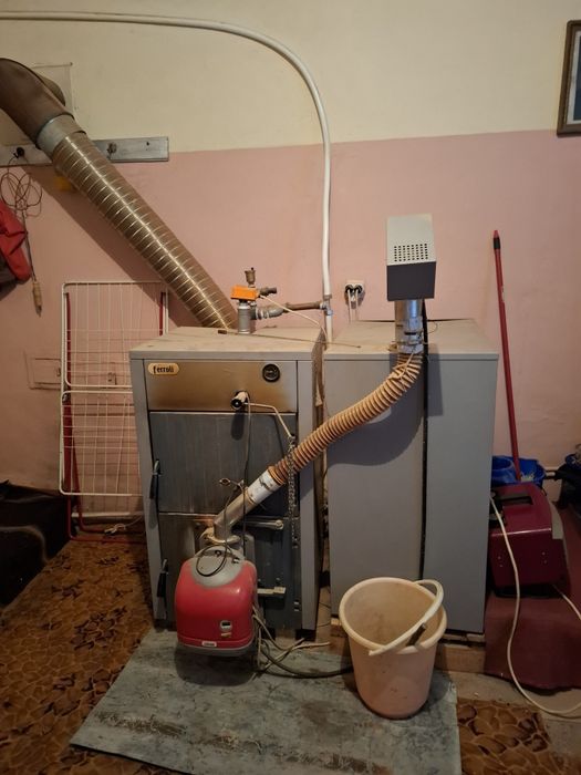 Продава се Къща в Казанлък - 200 кв.м за 775 €/кв.м - Снимка #17