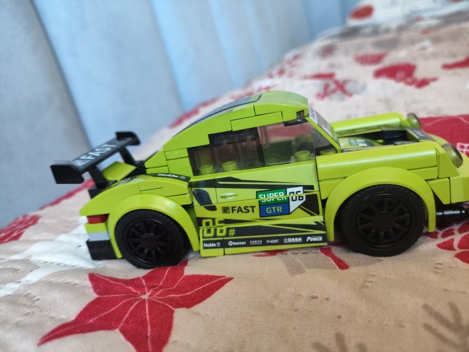 Порше gt 9/11 с спойлером