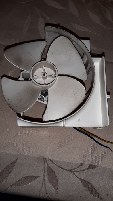 Ventilator pentru cuptor