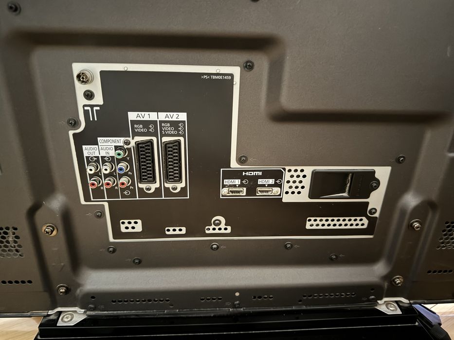 Продам телевизор Panasonic в отличном состоянии