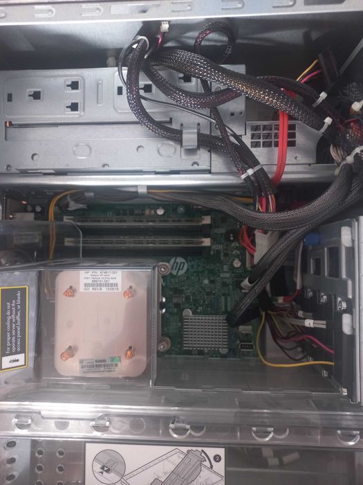 Продам сервер hp proliant ml310e gen8