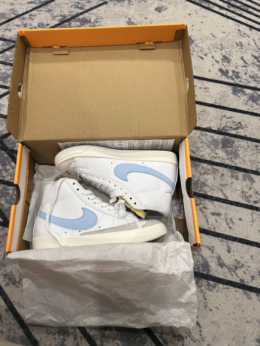 Кроссовки Nike blazer