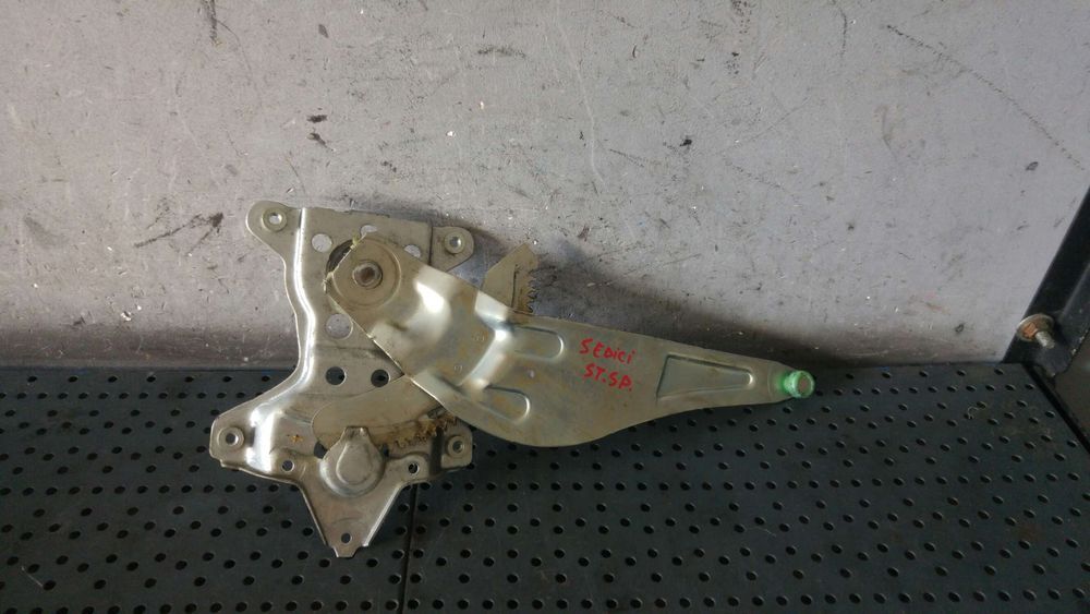 Macara geam stanga spate fiat sedici 189