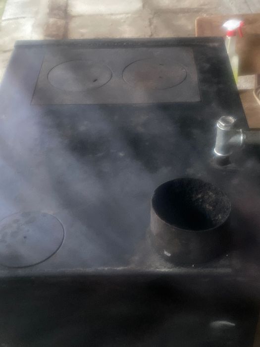 Свилен продава печка с водна риза