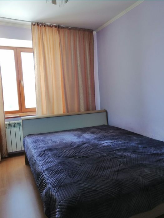 Продам 2 ком квартиру в центре города