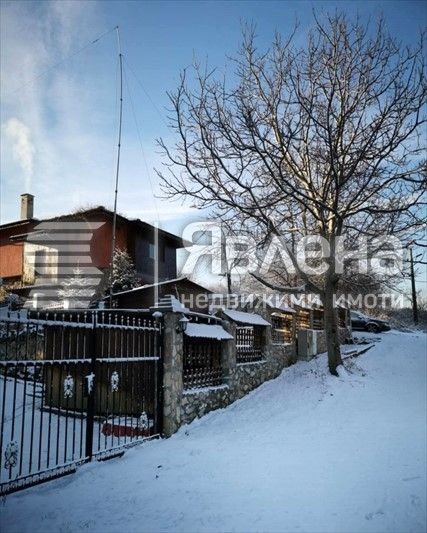 Самостоятелна еднофамилна къща в Царево