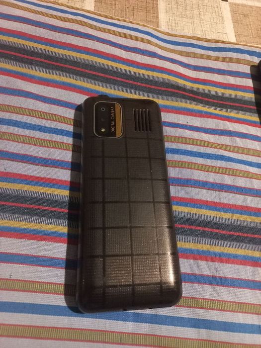 Телефон сотилади идеальный холатда